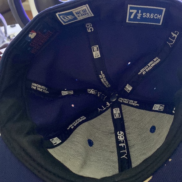 Throwback NY 59 FIFTY Yankees cap from clubhouse store inside Yankee Stadium. - Picture 2 of 5